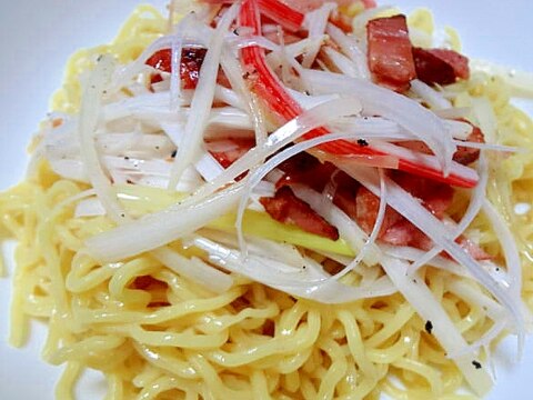 焼きそば麺で作るチャーシューとネギのまぜそば